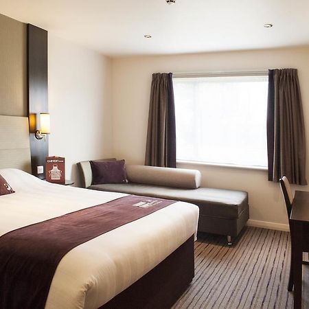 Premier Inn Edinburgh A1 - Newcraighall Экстерьер фото