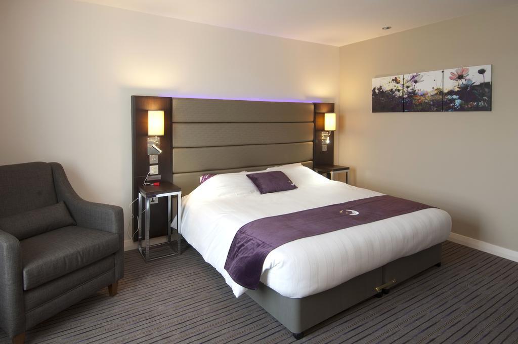 Premier Inn Edinburgh A1 - Newcraighall Экстерьер фото